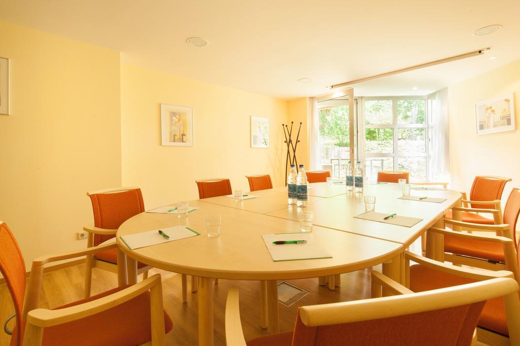 Gda Hotel Hildastift Am Kurpark Wiesbaden Extérieur photo